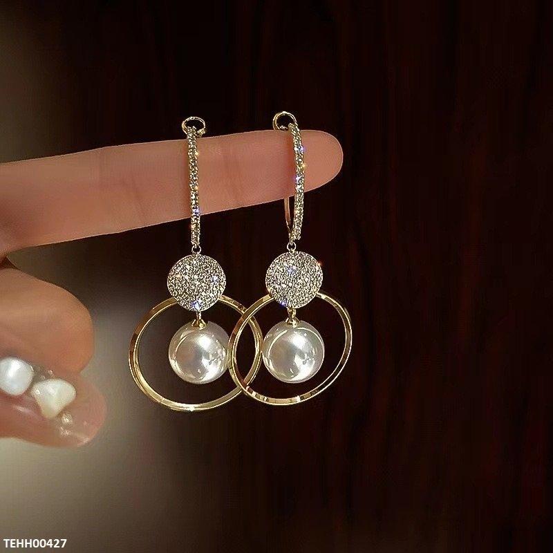 Elegant Pearl Earrings for Women ๐โ Timeless Beauty & Sophistication .๐